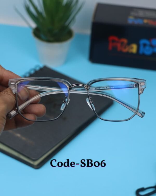 Stylish Bluecut