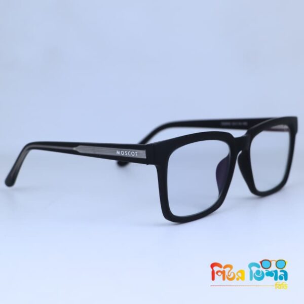 Minimalist Black Specs Frame