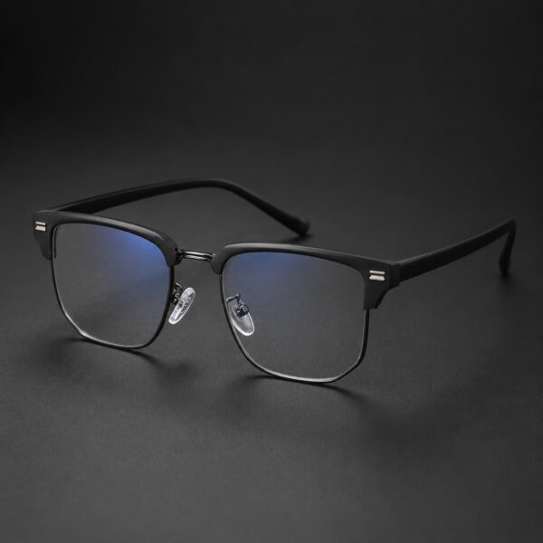 Stylish bluecut